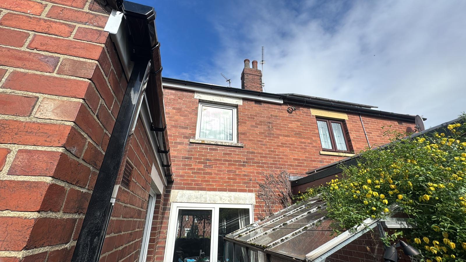 Fascia and guttering project photo 8: Side and rear roofline